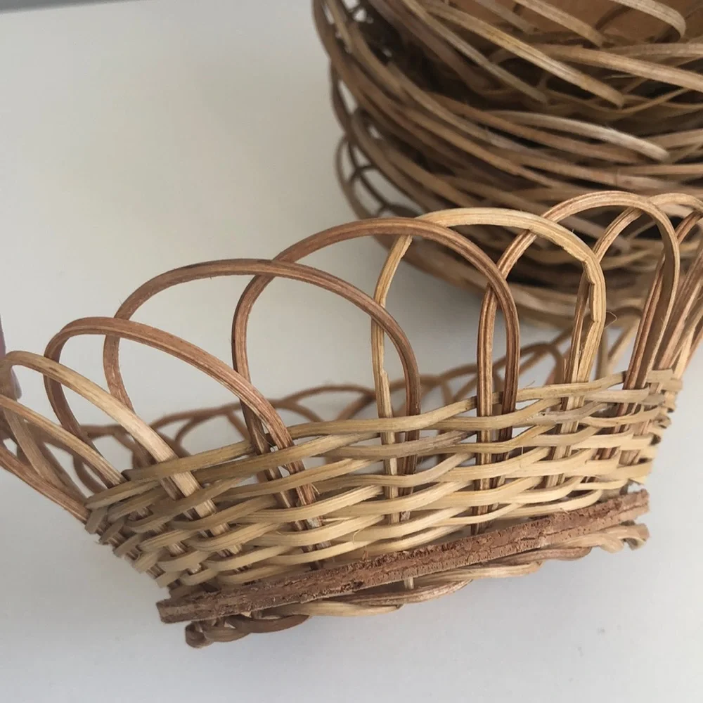 Bundle Of Vintage Small Round Wicker Baskets
